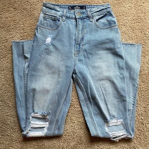 Hollister Ultra High Rise 90s Vintage Straight Leg Jeans